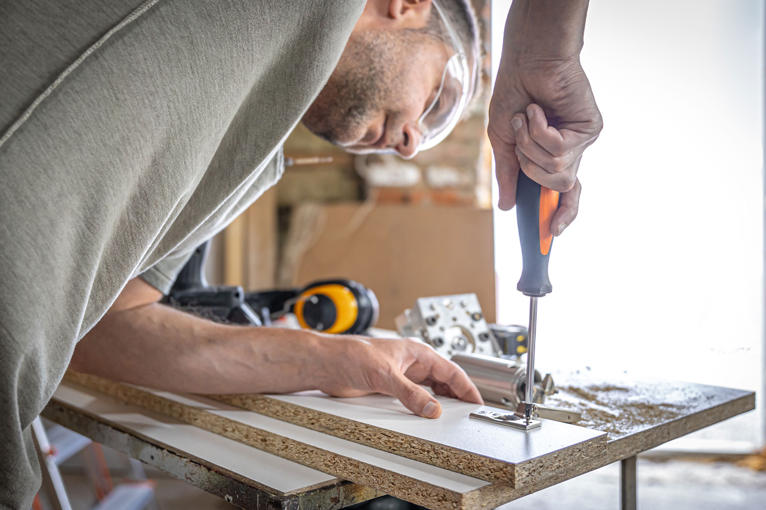 Servicio de bricolaje y montaje de muebles